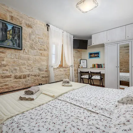 Casa Antignana Tinjan