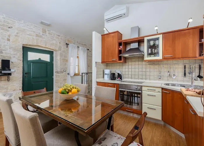 Casa Antignana Vila
