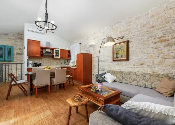 Vila Casa Antignana Tinjan